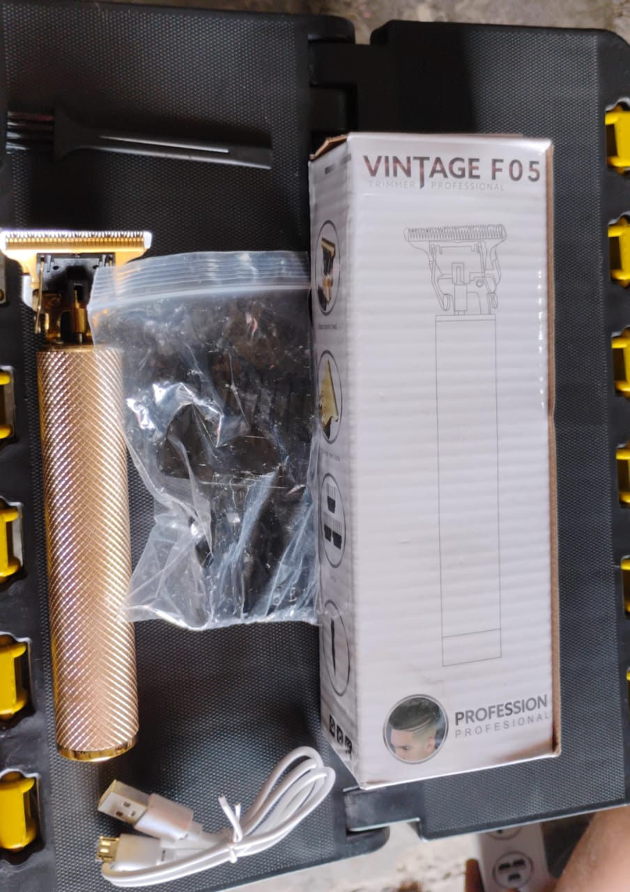 Men’s Hair Trimmer & Beard Clipper with 4 Adjustable Blades & Cleaning Brush - Image 9