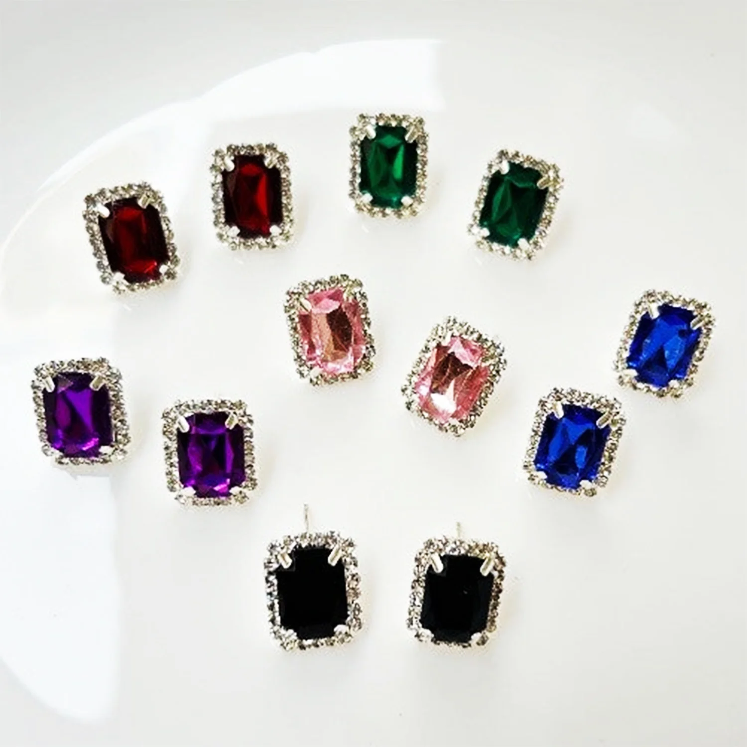 Diamond Jewellery Interchangeable Triangular Shaped (6 Pari / Mix Color & Design) - Image 5