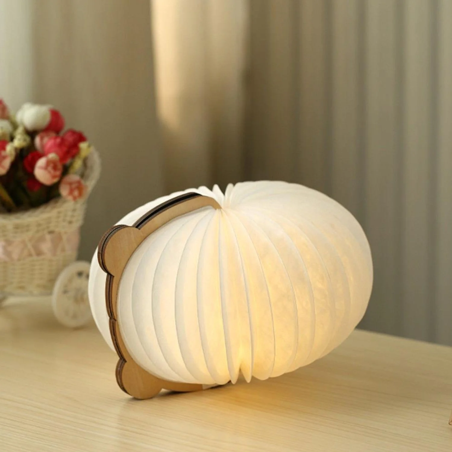 Piglet Shape LED Book Lamp with RGB Colors – Custom Christmas Gift - Image 4