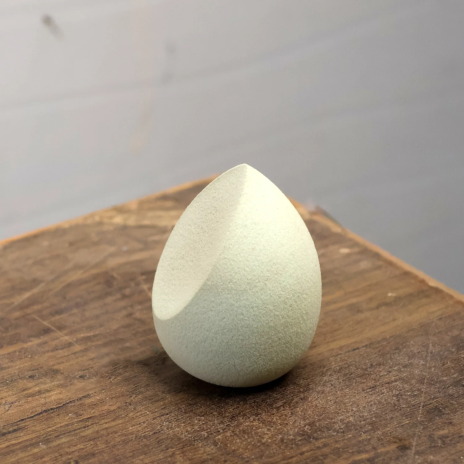 Makeup Sponge blending liquid Foundations, Powders, and Creams (Multicolor / 1 Pc) - Image 10