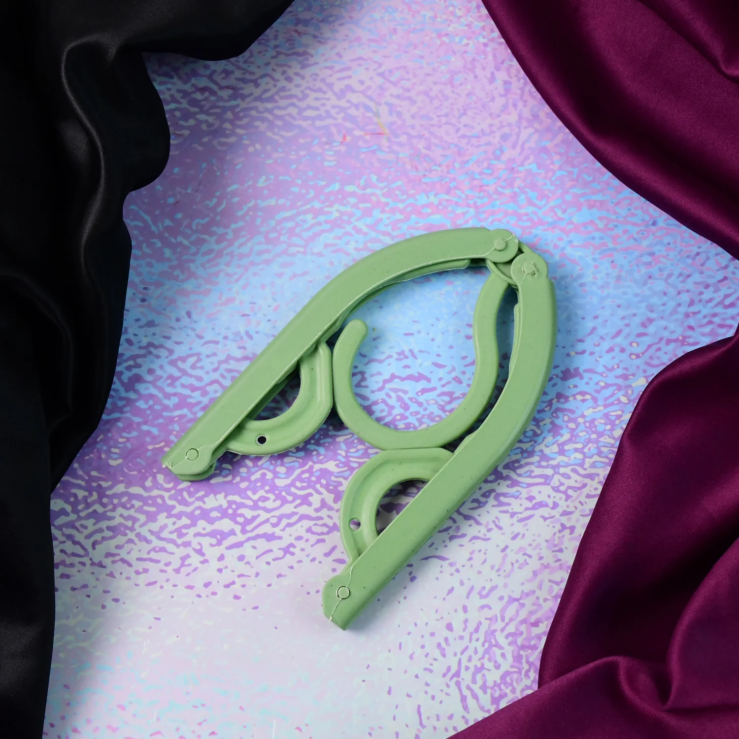 Travel Hangers, Portable Folding Clothes Hangers (1 Pc) - Image 7