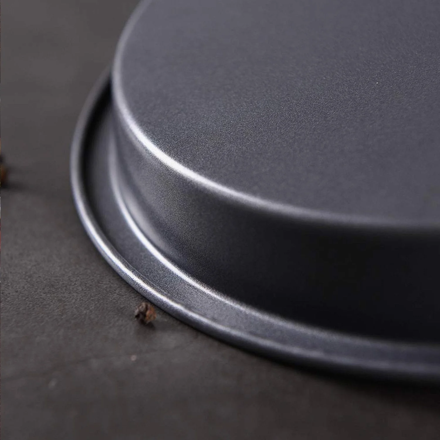 Round Shape Carbon Steel Non-stick Baking Tray (11 Inch) - Image 6
