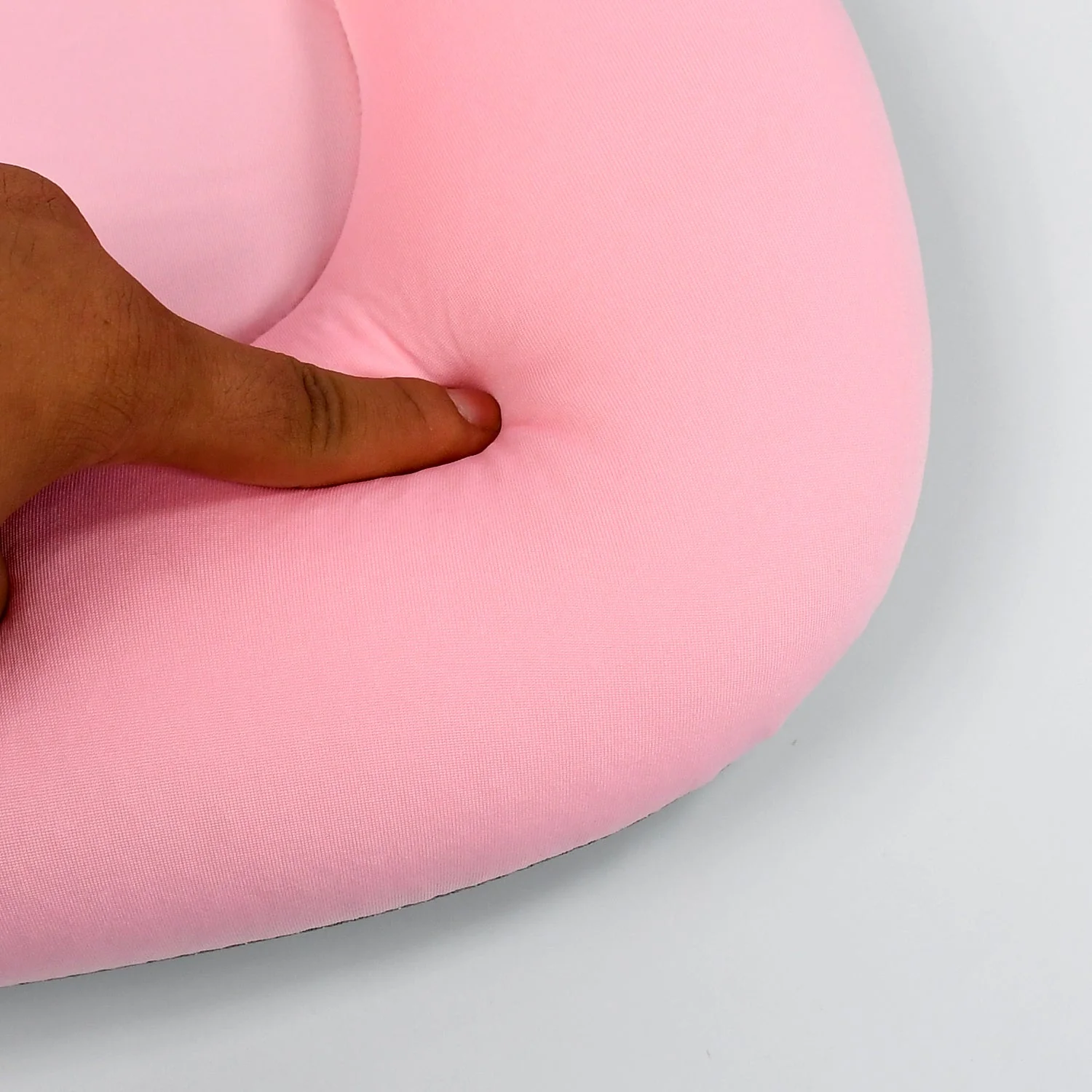 Baby Bath Pillow Newborn Anti-Slip Bathtub Pad Foldable with Strap For 0-6 Month Baby - Image 5