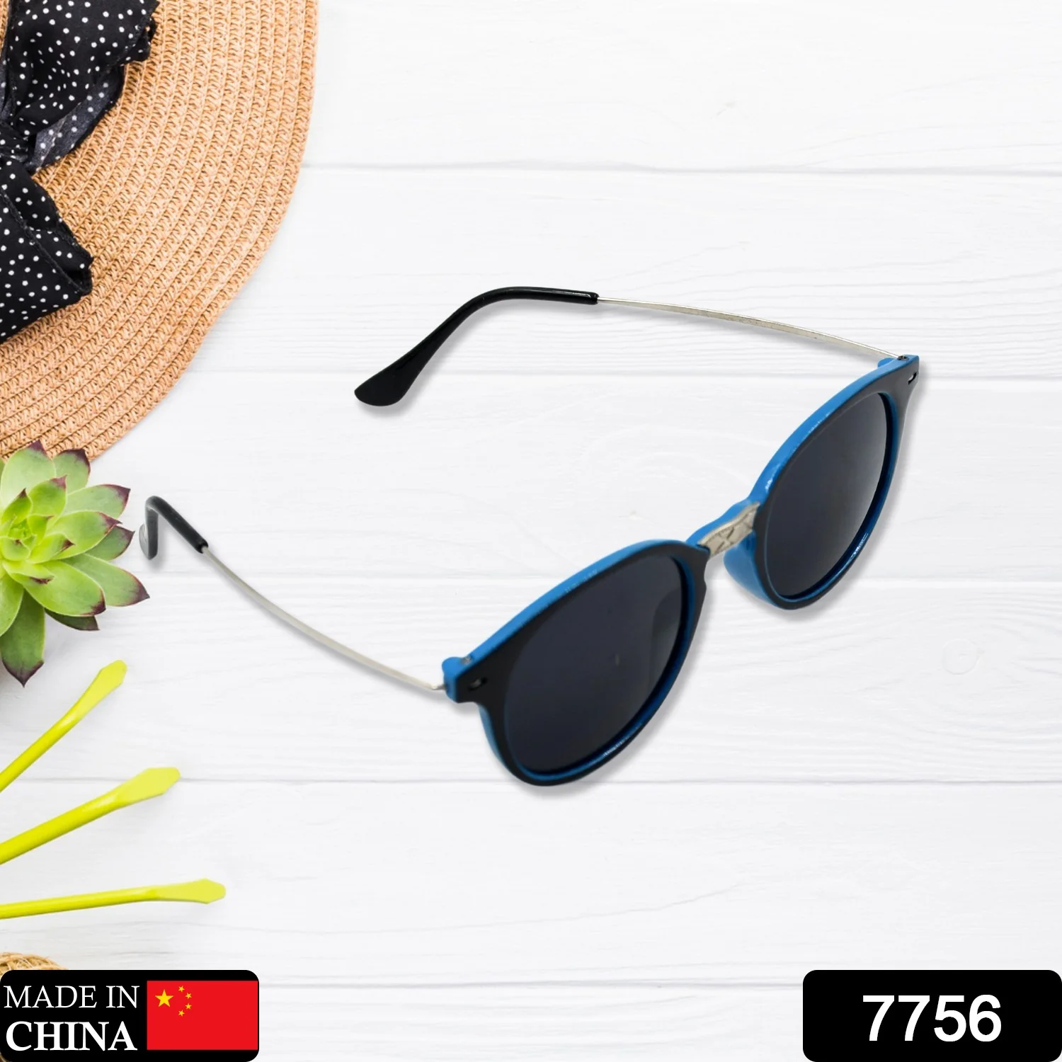 UV Protected Round Sunglasses, classic Sunglasses for Men & Women, Lightweight - Image 2