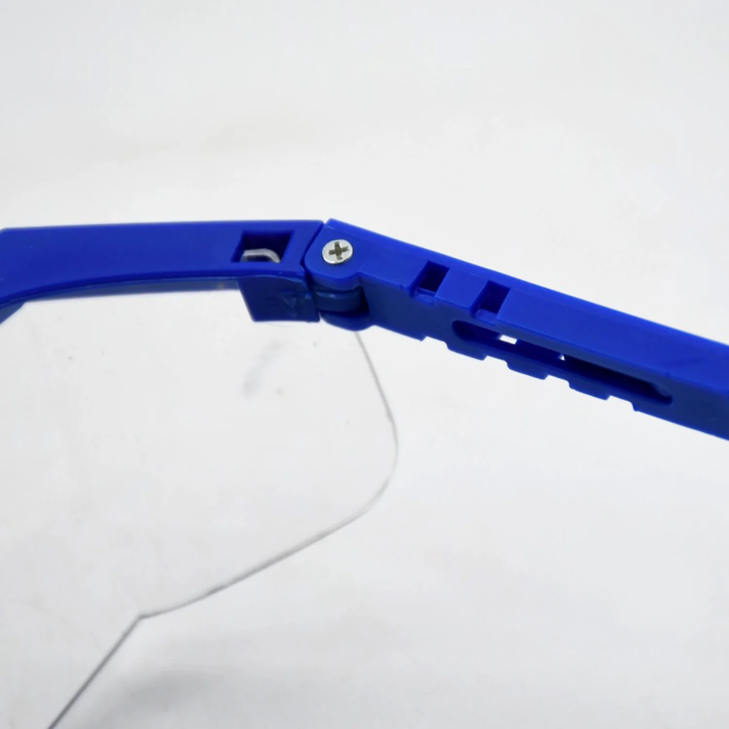 Safety Glasses with UV Protection & Adjustable Fit for Men and Women - Image 5