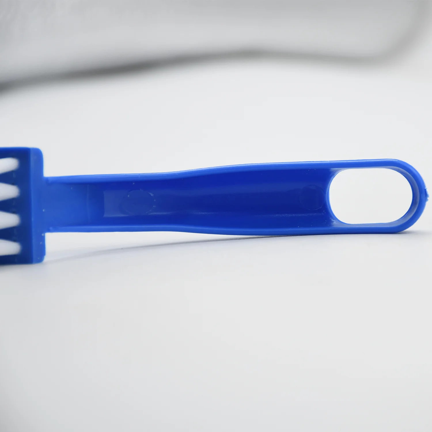 Multi-Purpose Kitchen Cleaning Brushes 3 Pc - Image 13