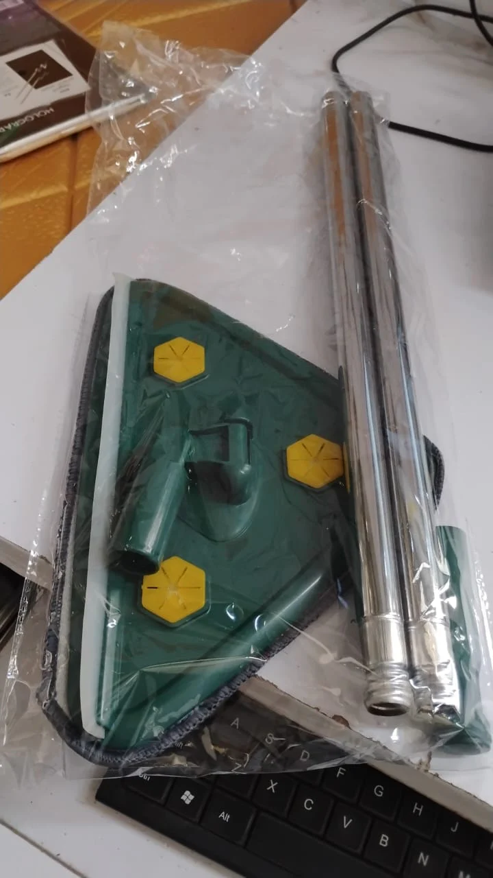 2-in-1 Extendable Triangle Mop – 360° Rotating Telescopic Mop (1 Pc) - Image 7