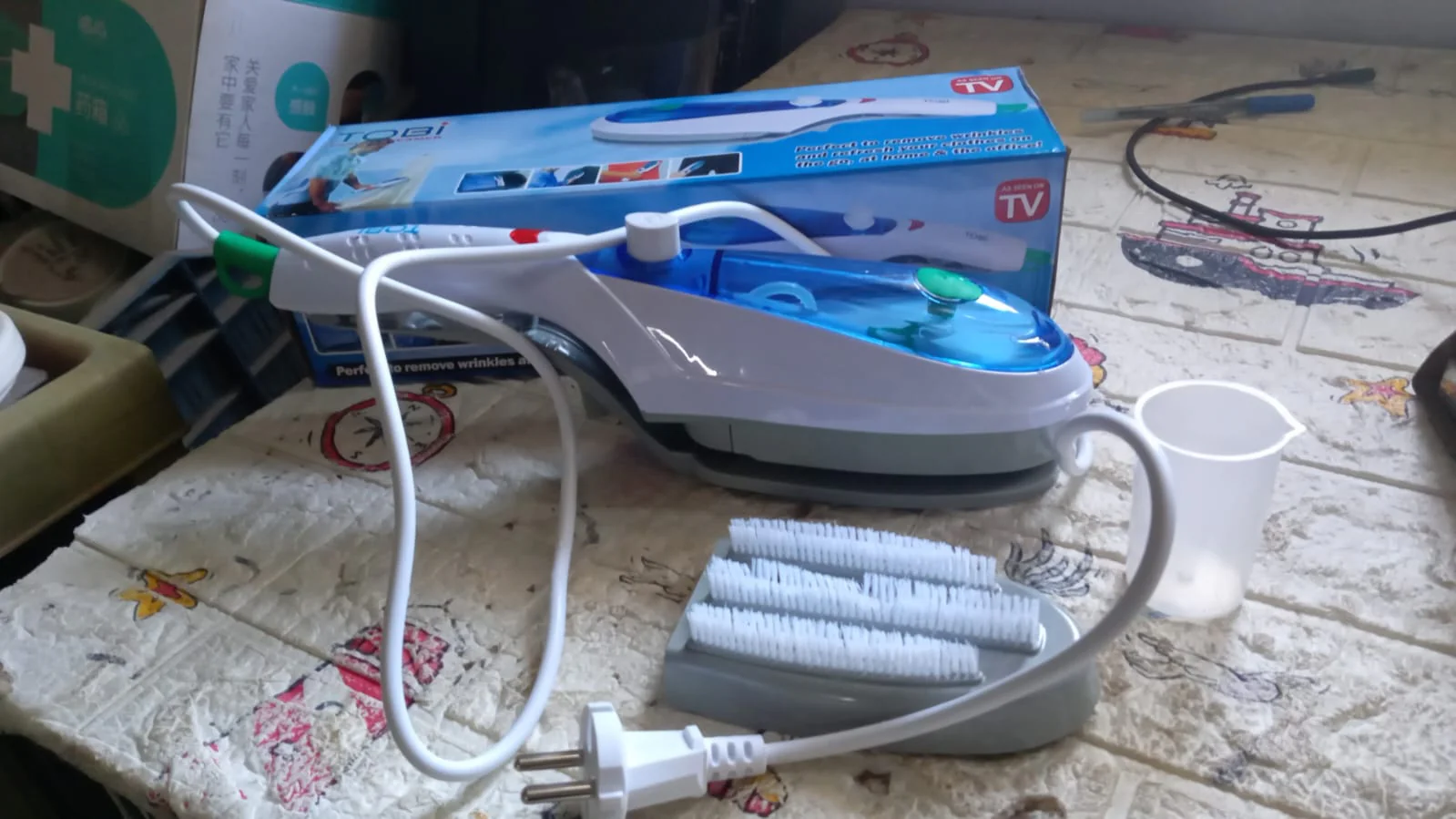 Handheld Steam Iron Portable Garment Steamer Set for Clothes & Travel Use - Image 11