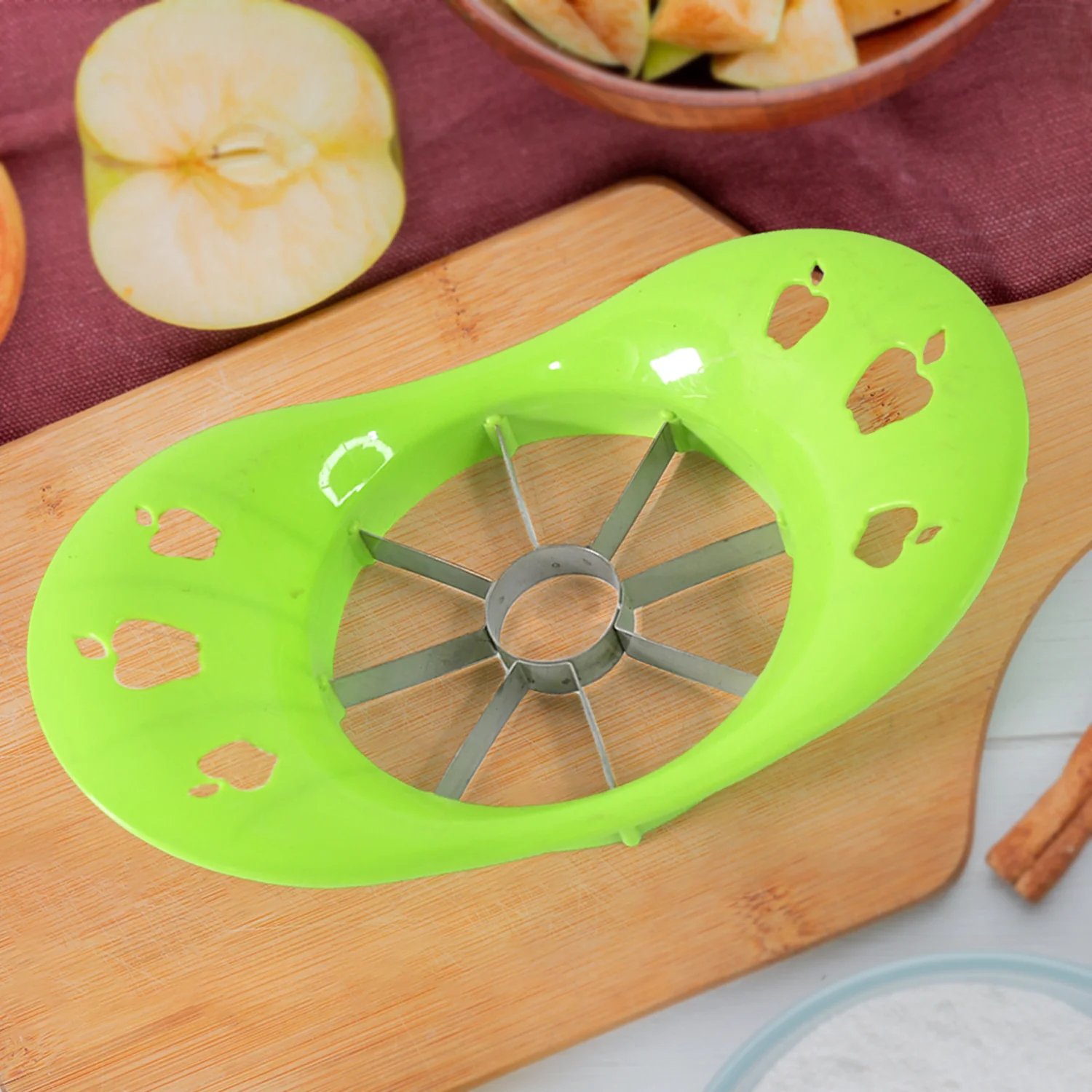 Multi-Purpose Fruit Slicer Apple Cutter with 8 Stainless Steel Blades (1 Pc) - Image 4
