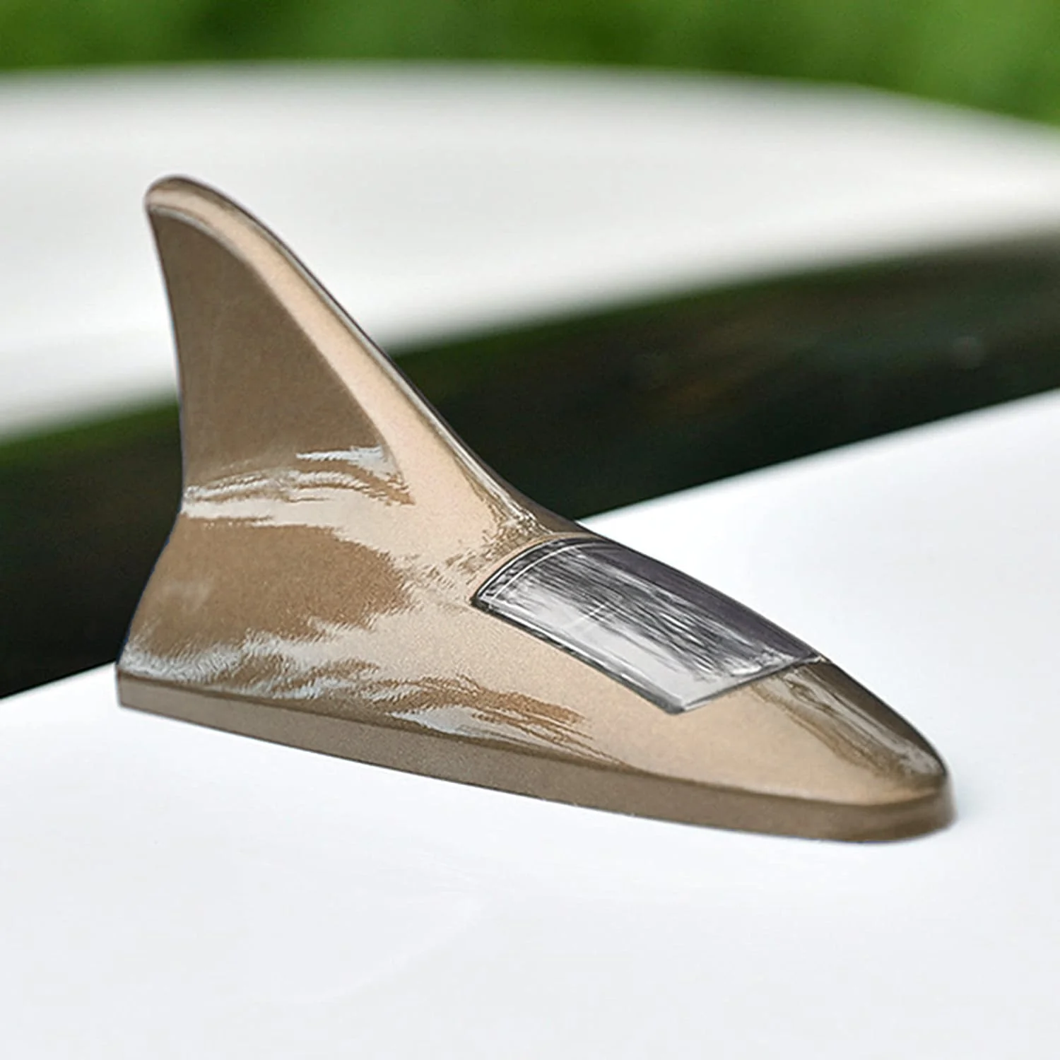 Solar Shark Fin LED Signal Antenna Light for Car Roof Decoration - Image 7
