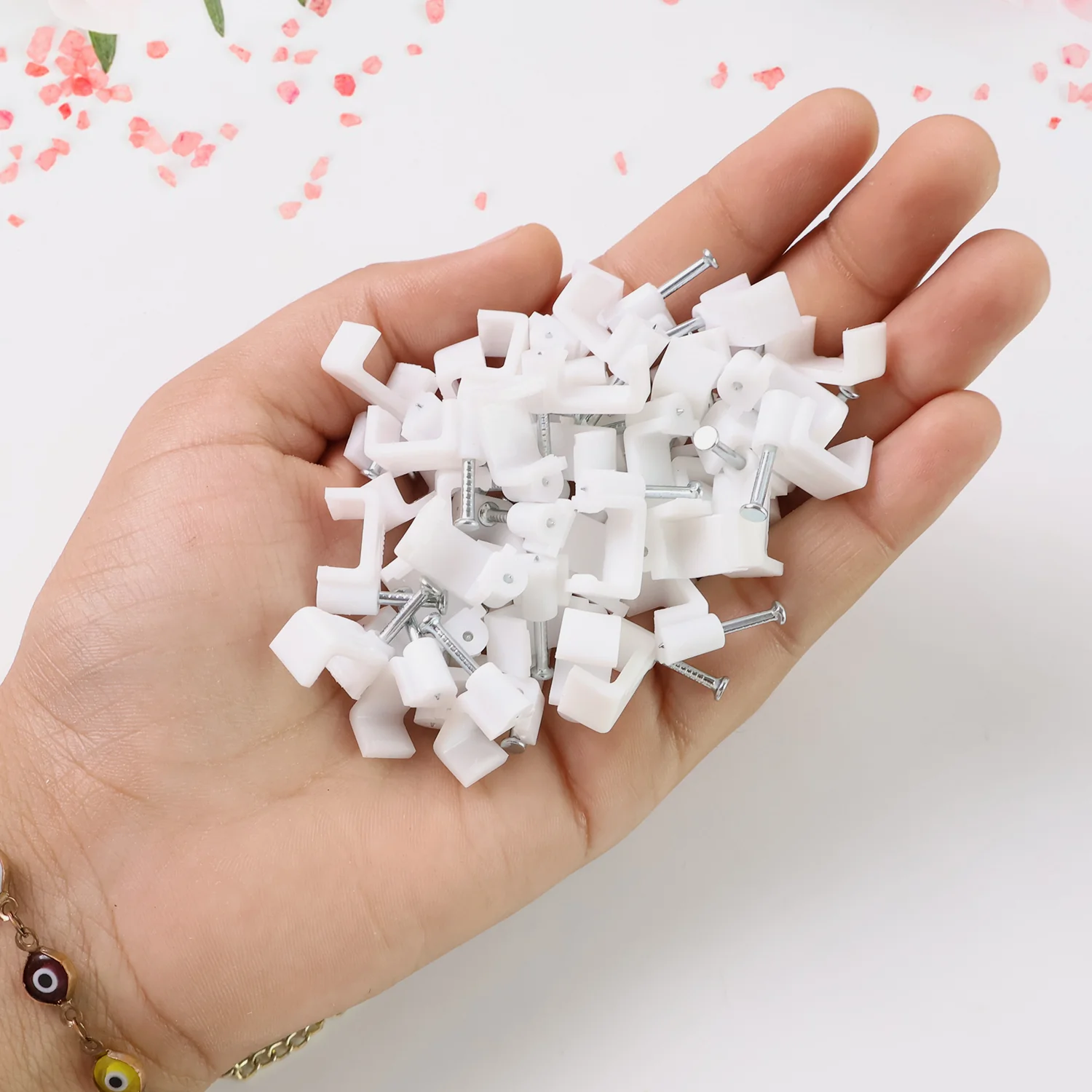 8mm Nail Cable Clips Set (50 Pc) - Image 4