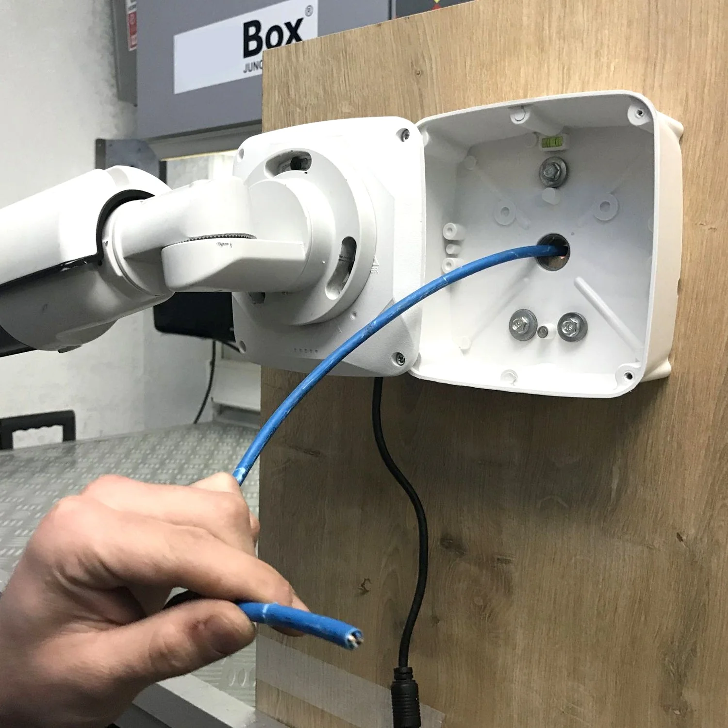 Camera Mounting Box – Storage Box for Cameras to Prevent Contact Damage - Image 6