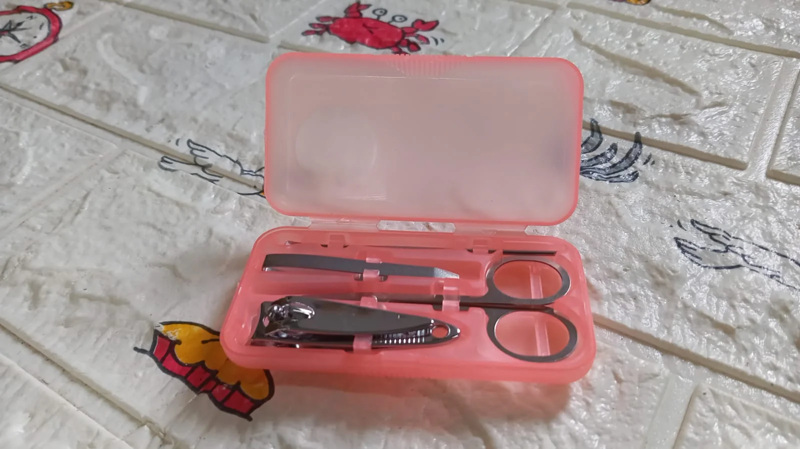 Mini Nail Clipper Set With Plastic Storage Case, (4 Pc Set) - Image 13