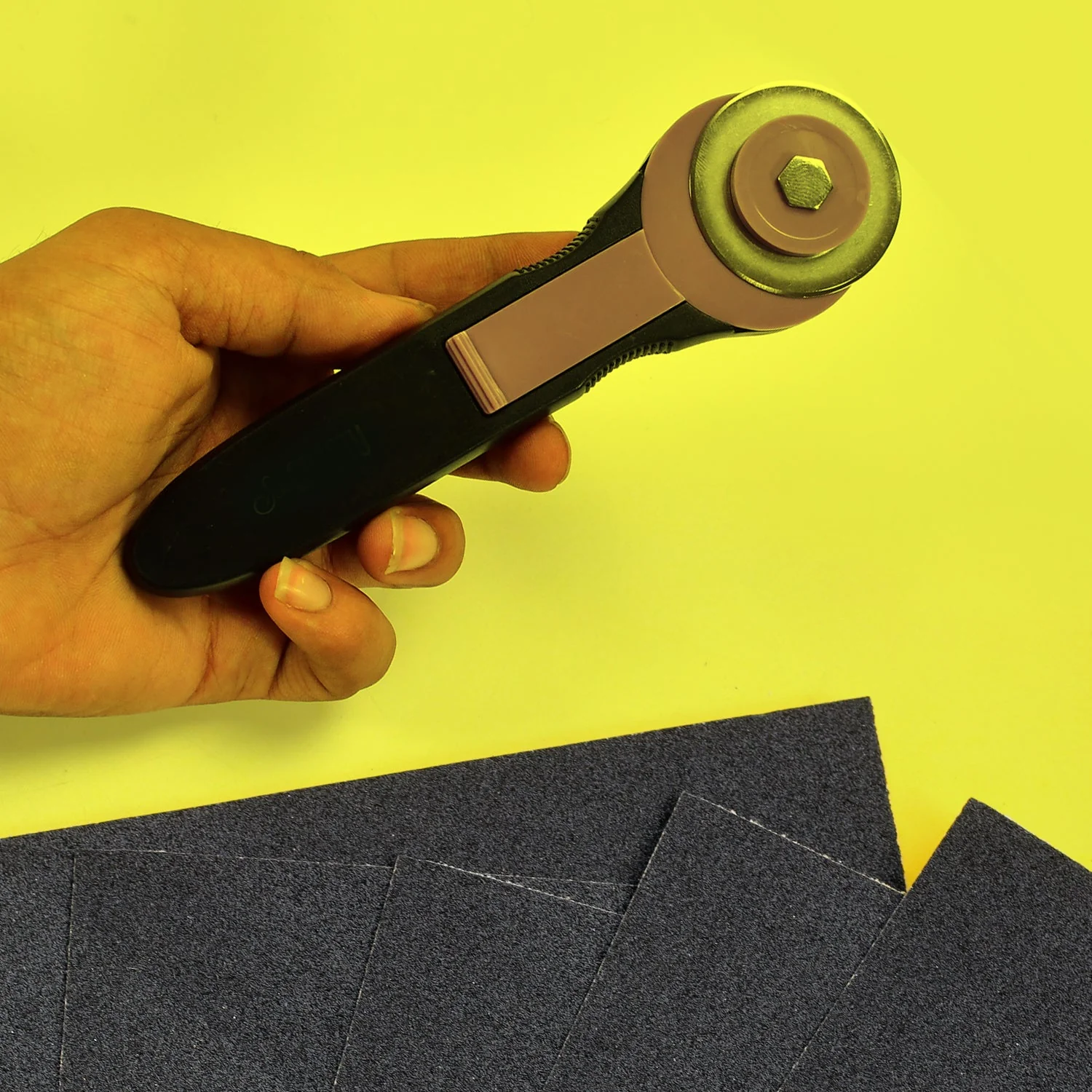 Manual Sewing Roller Cutter Rotary cutter - Image 6