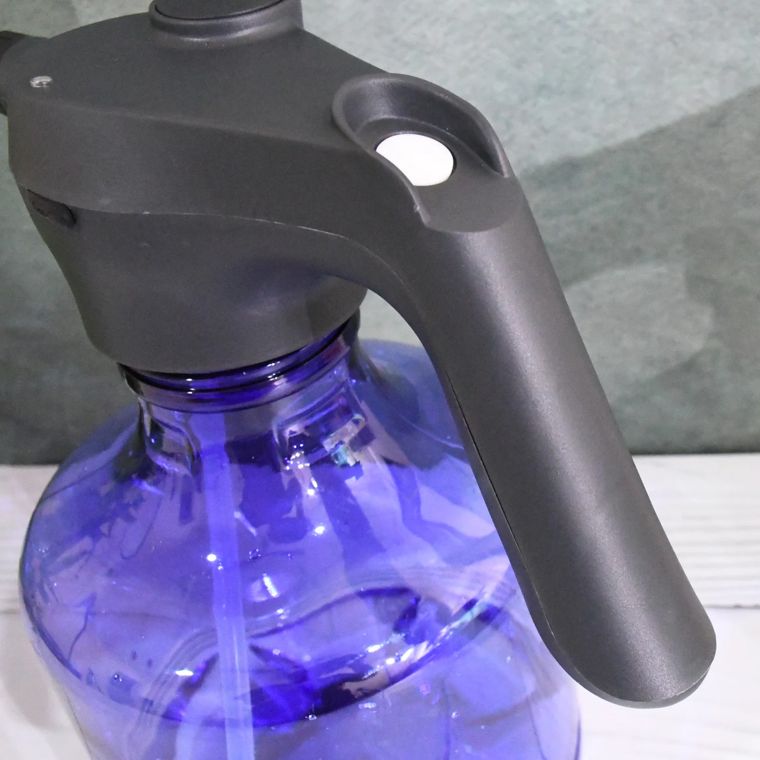 Electric 3L Garden Sprayer – Automatic, Rechargeable Watering Can Fertilizing (1 Pc) - Image 4