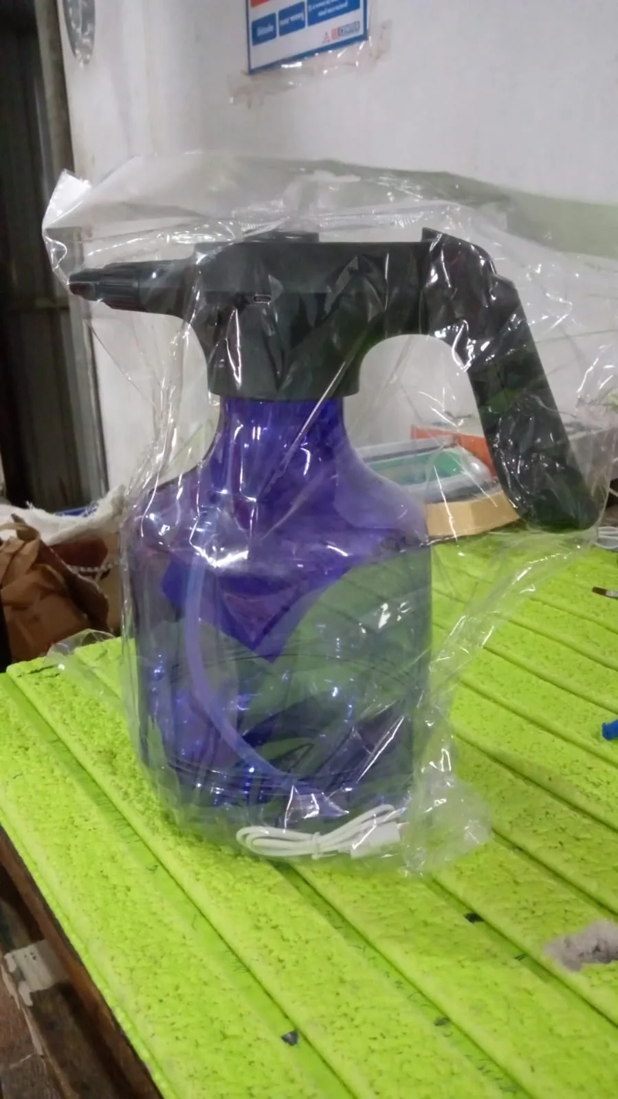 Electric 3L Garden Sprayer – Automatic, Rechargeable Watering Can Fertilizing (1 Pc) - Image 8