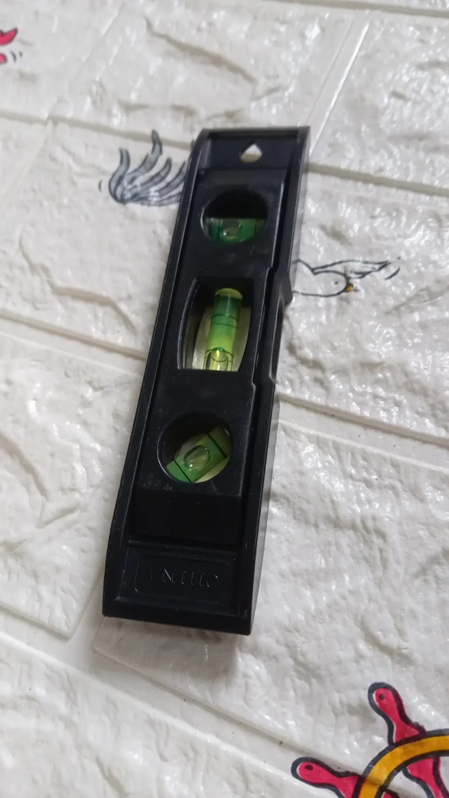 Plastic Torpedo Spirit Level – 3-Bubble Measuring Tool - Image 6
