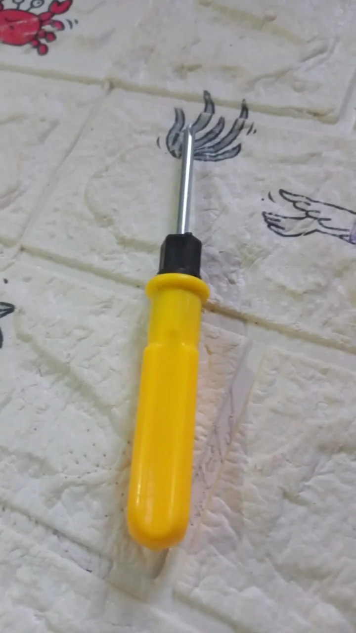 Small Pocket 2 in 1 Slotted Cross Head Double Sided Magnetic Screwdriver  1 Pc - Image 6