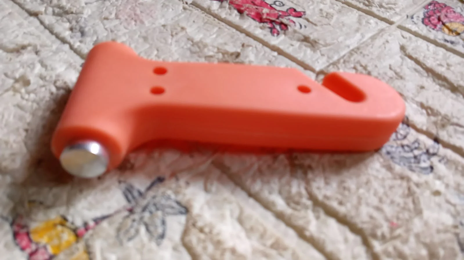Window Breaker & Seatbelt Cutter - Image 9