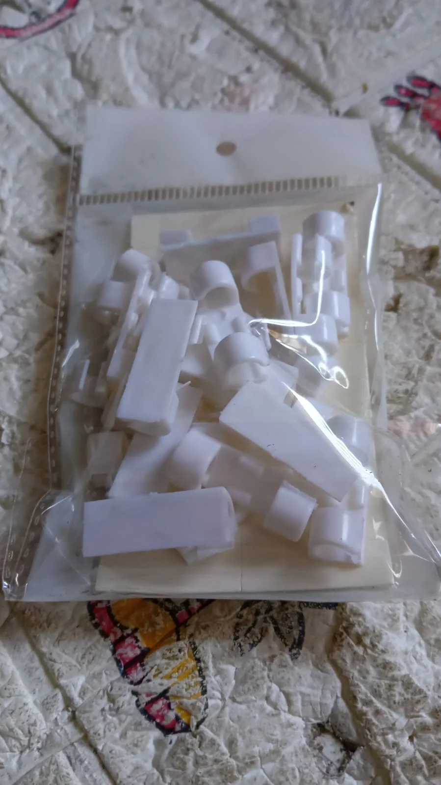 Plastic Cable Clips – Strong Adhesive Wire Organizer for Home, Office & Car (20 Pcs) - Image 8