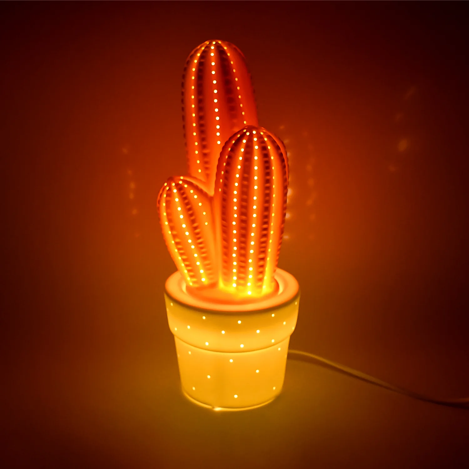 Big Ceramic Table Lamp for Home Decor Elegant Ambient Lighting Lamp (1 Pc) - Image 10