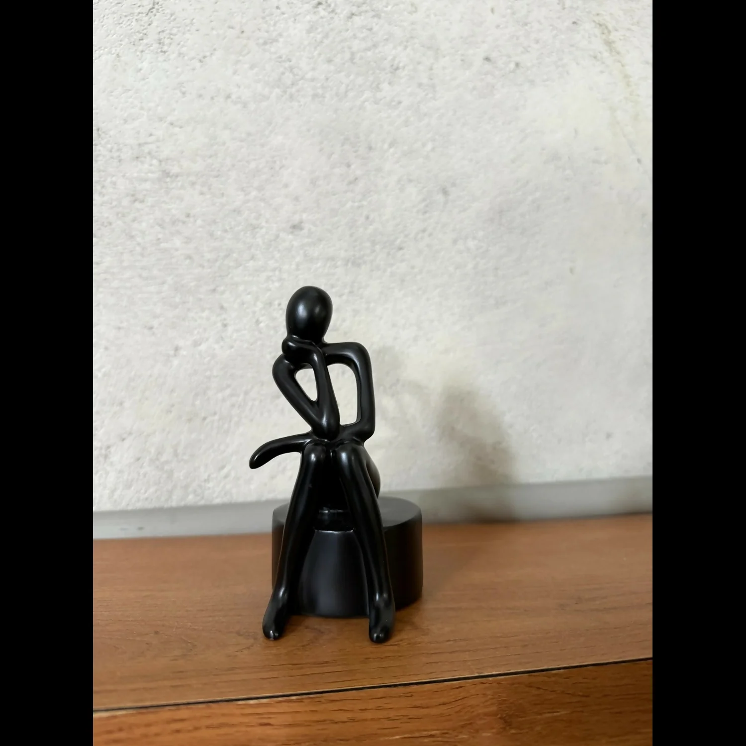 Abstract Thinking Man poly-resin Sculpture Modern Black Showpiece for Home Decor - Image 4