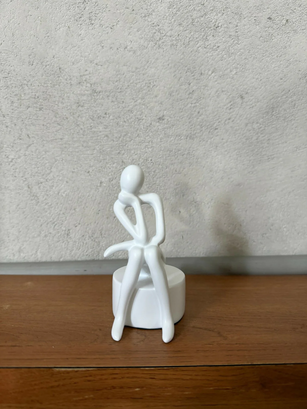 Abstract Thinking Man poly-resin Sculpture Modern White Showpiece for Home Decor - Image 5