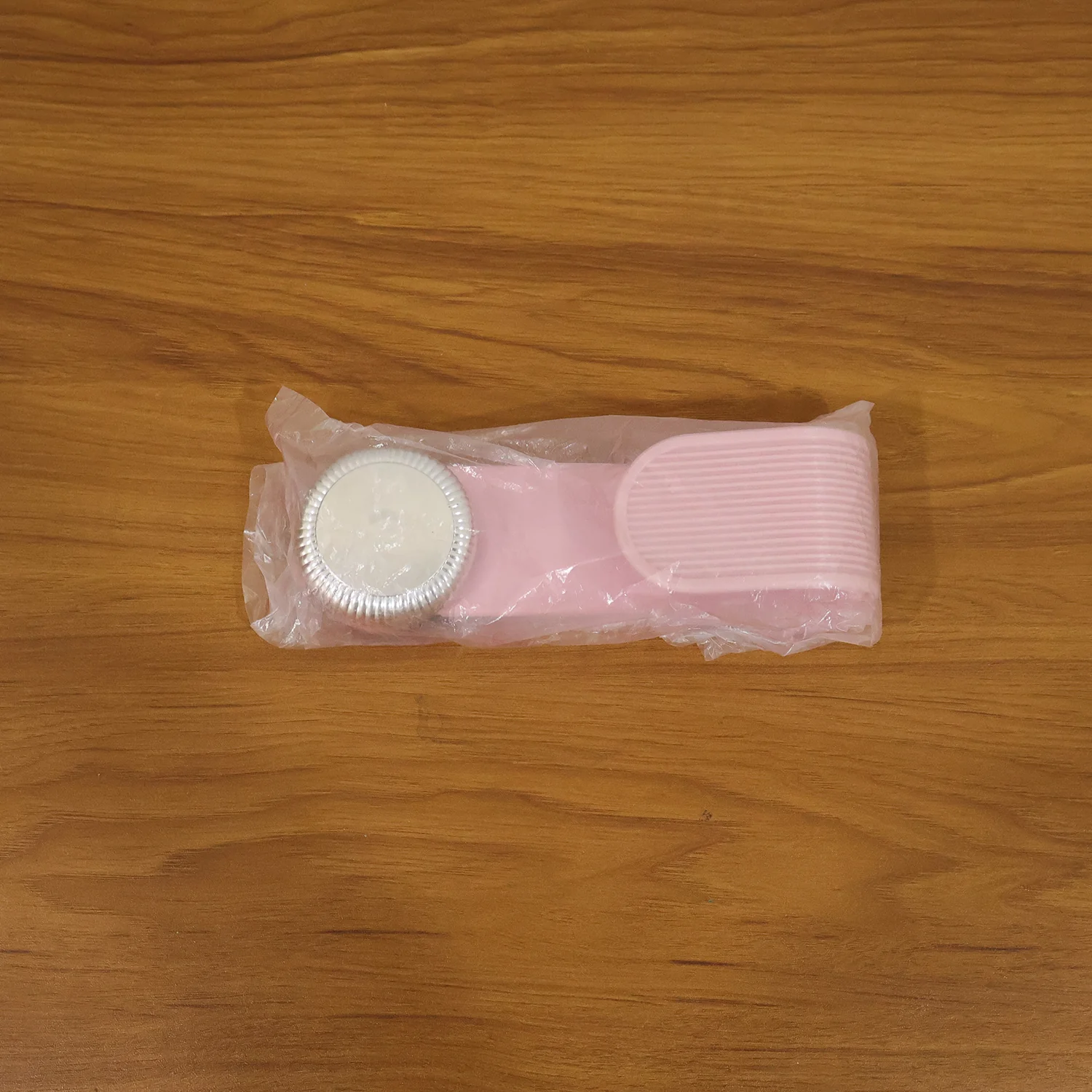 Adjustable Anti-Slip Pot Lid Holder Clip (1 Pc) - Image 8