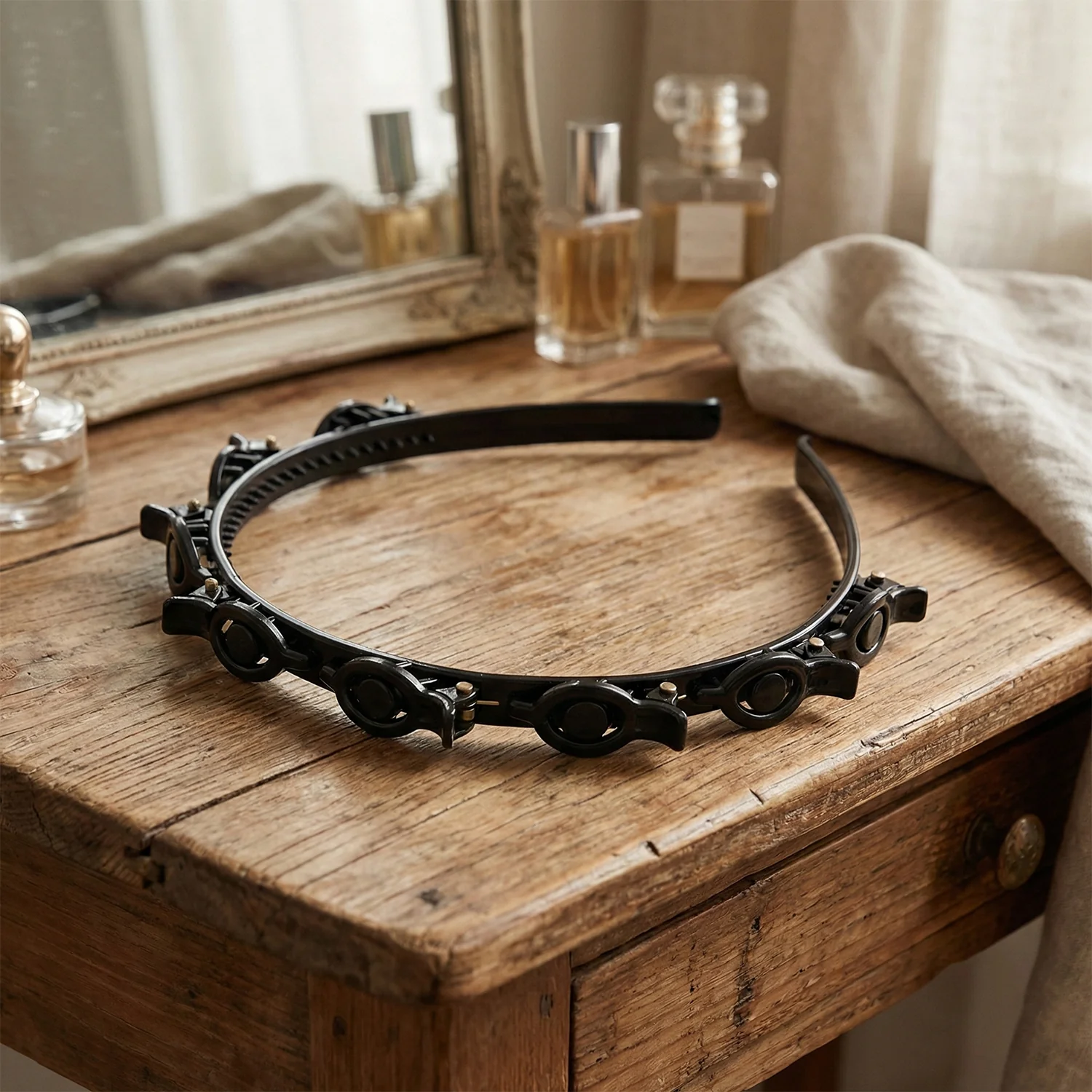 Adjustable Clip-On Hair Styling Headband (1 Pc) - Image 4