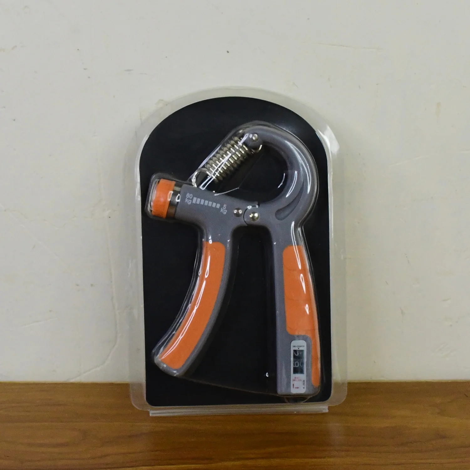 Adjustable Hand Grip Strengthener with Counter (1 Pc) - Image 7