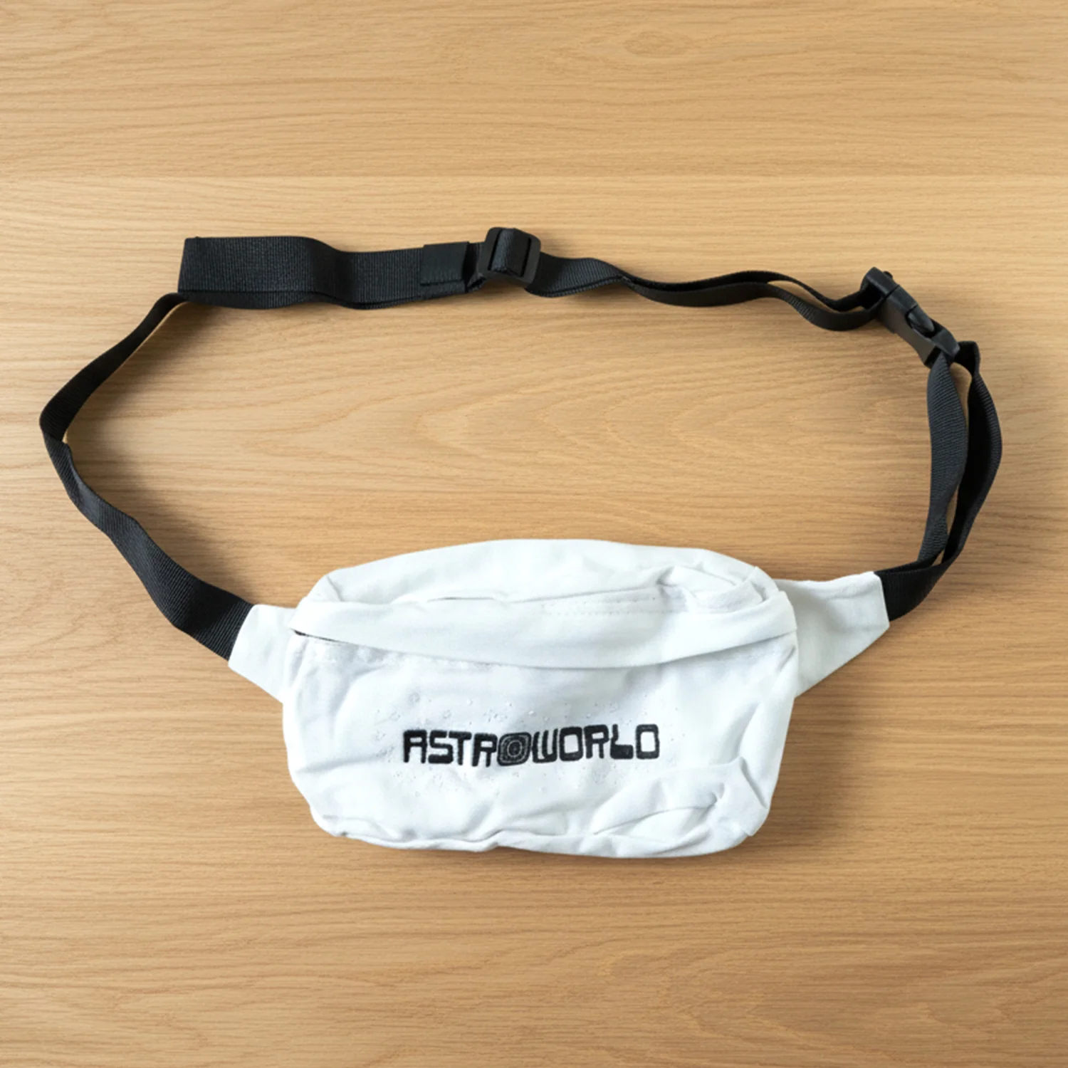 Adjustable Waist Bag Crossbody Sling Bag (1 Pc, 21 x 14 Cm) - Image 7