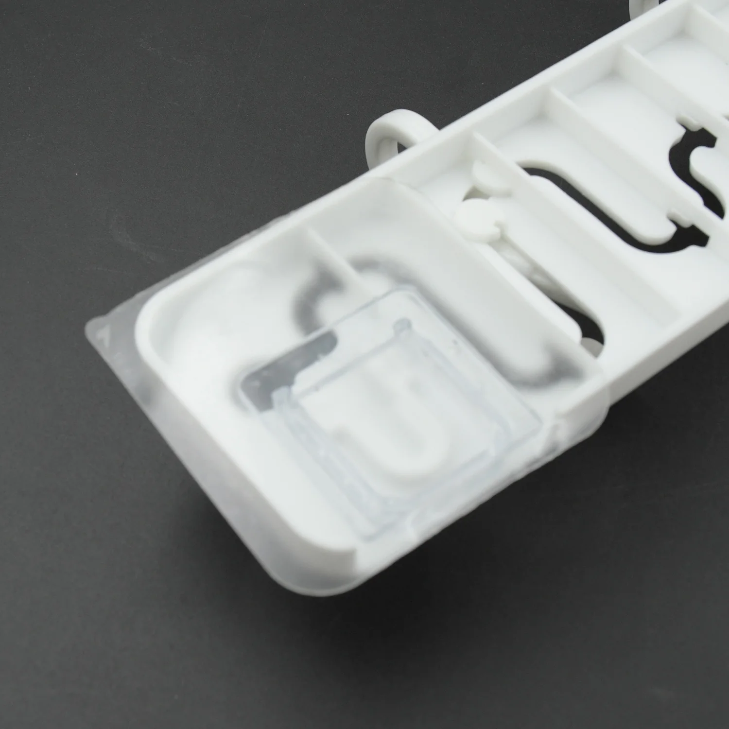 Adjustable Wall Hook: Slides for Easy Access (Bathroom & Home) - Image 7
