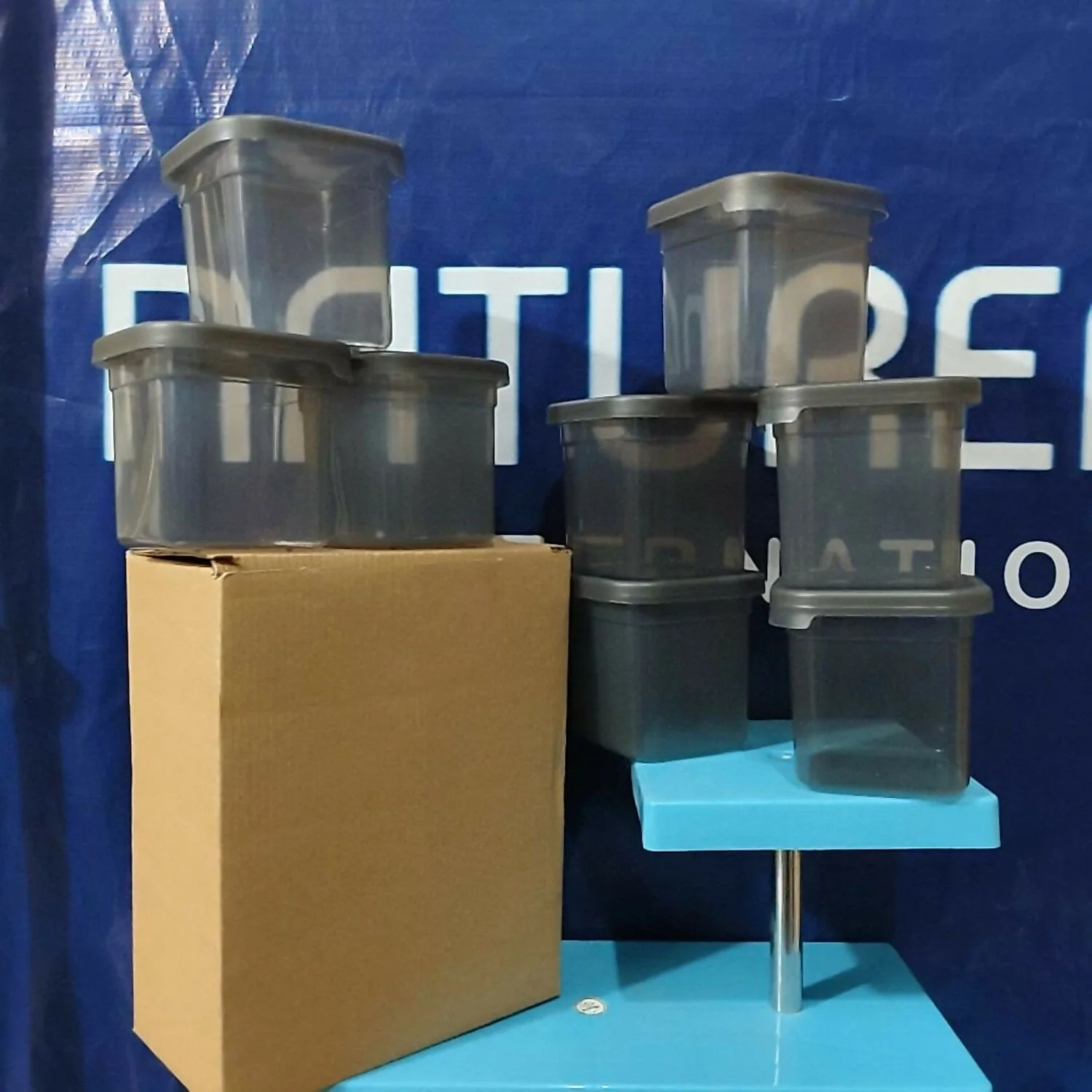 Airtight Kitchen storage container 700 ml Pack of 8 - Image 5