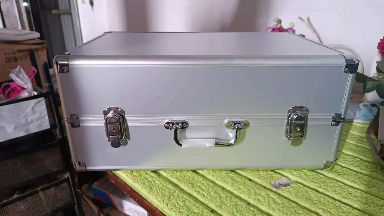 Aluminium & Wooden Multipurpose Portable Suitcase (45×29×20 Cm / 1 Pc) - Image 7