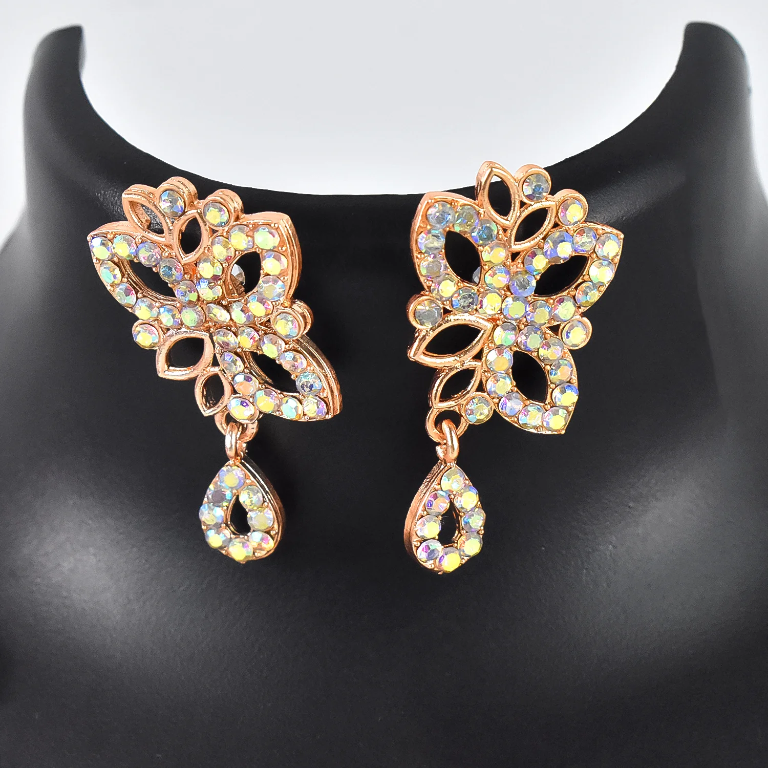 American Diamond Studded Floral Shaped Necklace With Earrings - Image 3