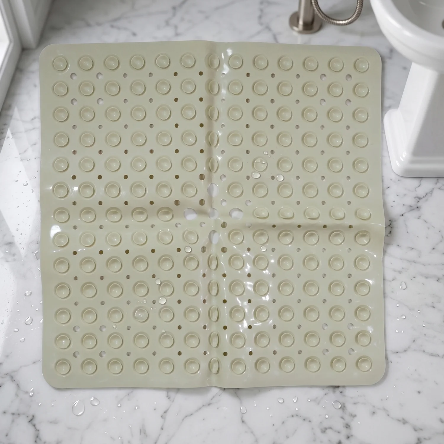 Anti-Slip Bath Mat with Suction Cups (1 Pc, 53x53 Cm) - Image 8