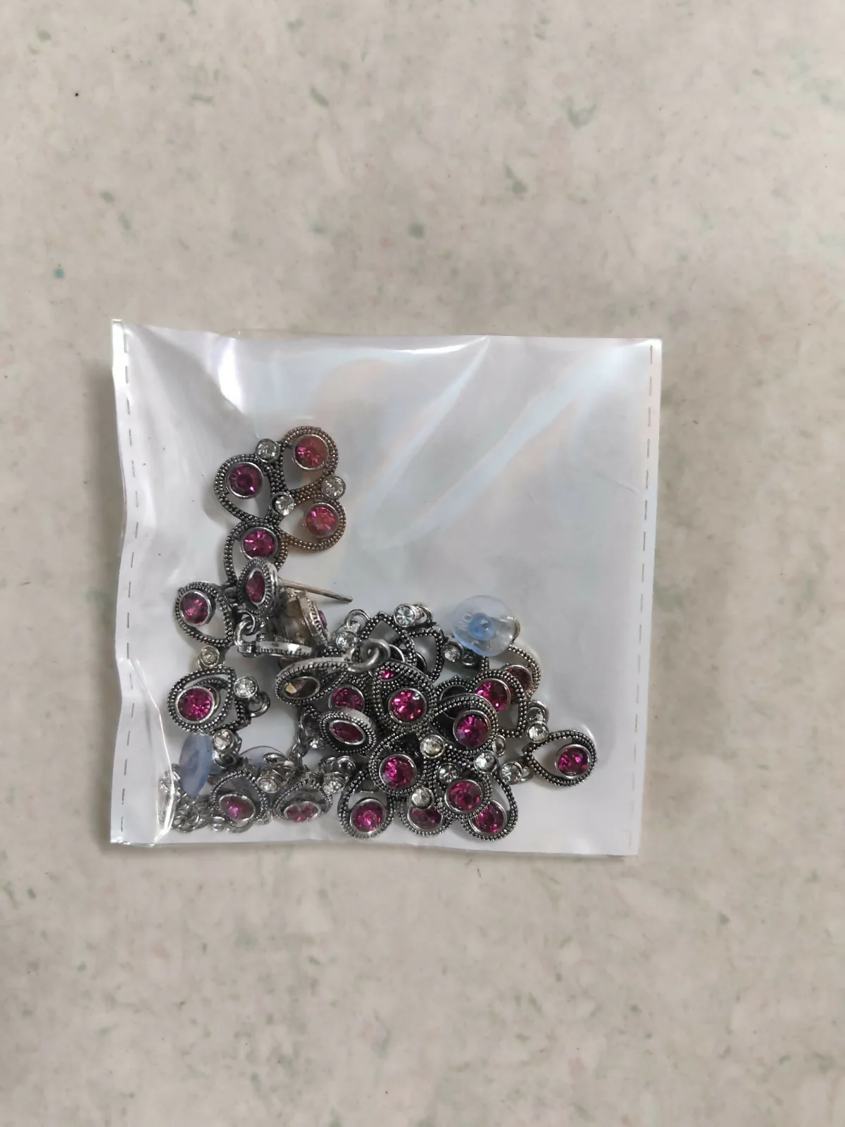 Antique Silver-Toned Choker Set with Fuchsia Pink Stones - Image 5