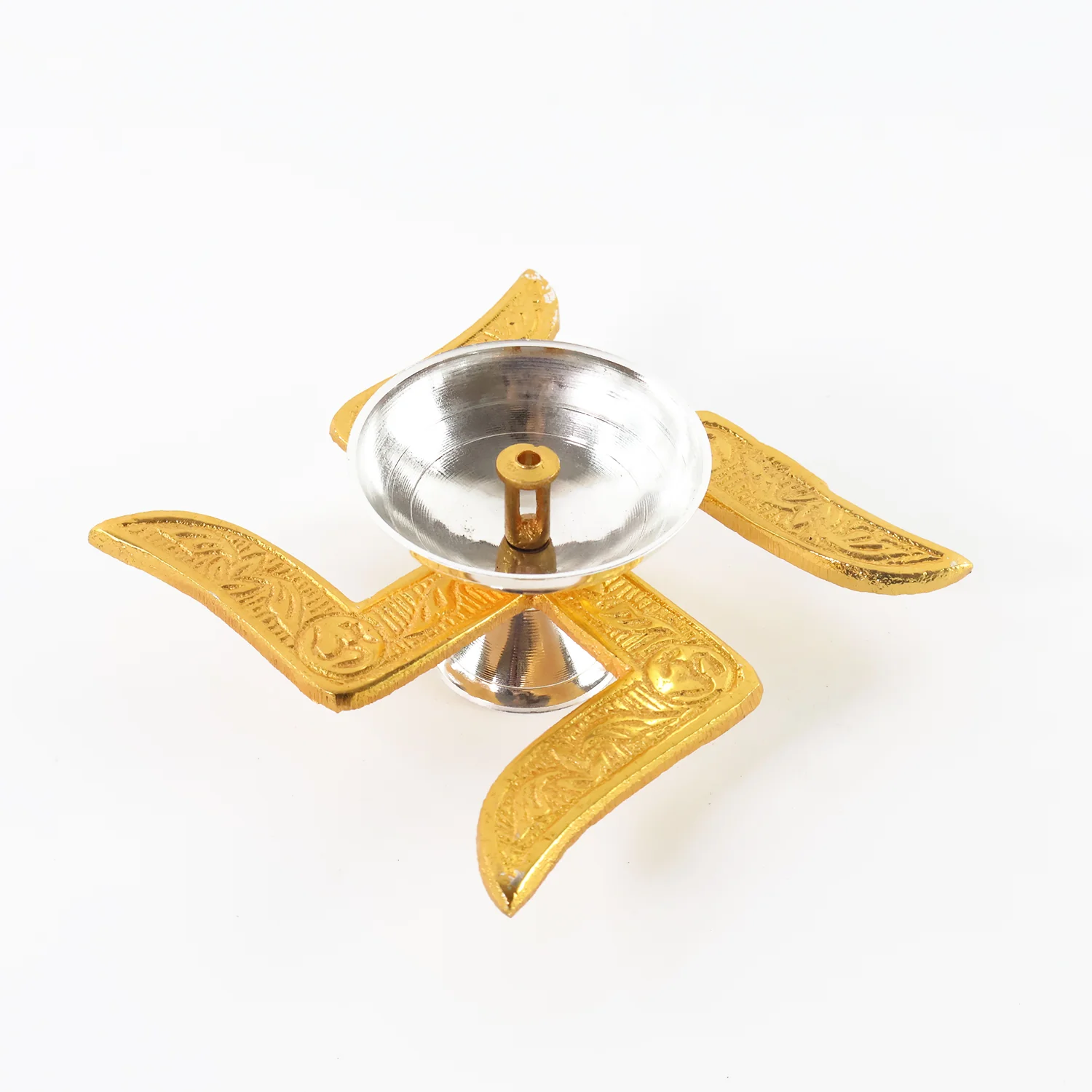 Auspicious Swastik-Base Pooja Diya - (1 Pc) - Image 5