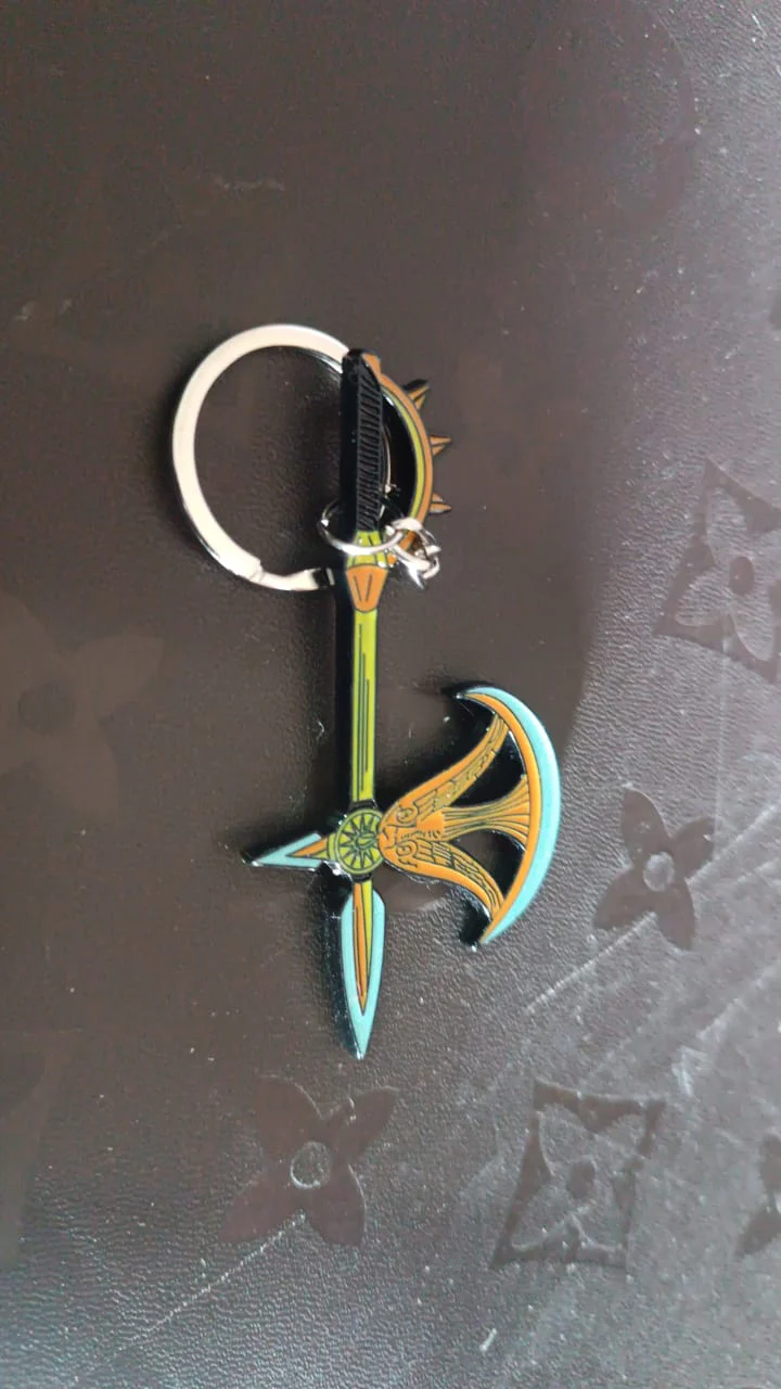 Axe Shape Metal Keychain - Durable & Stylish Accessory (1 Pc) - Image 7