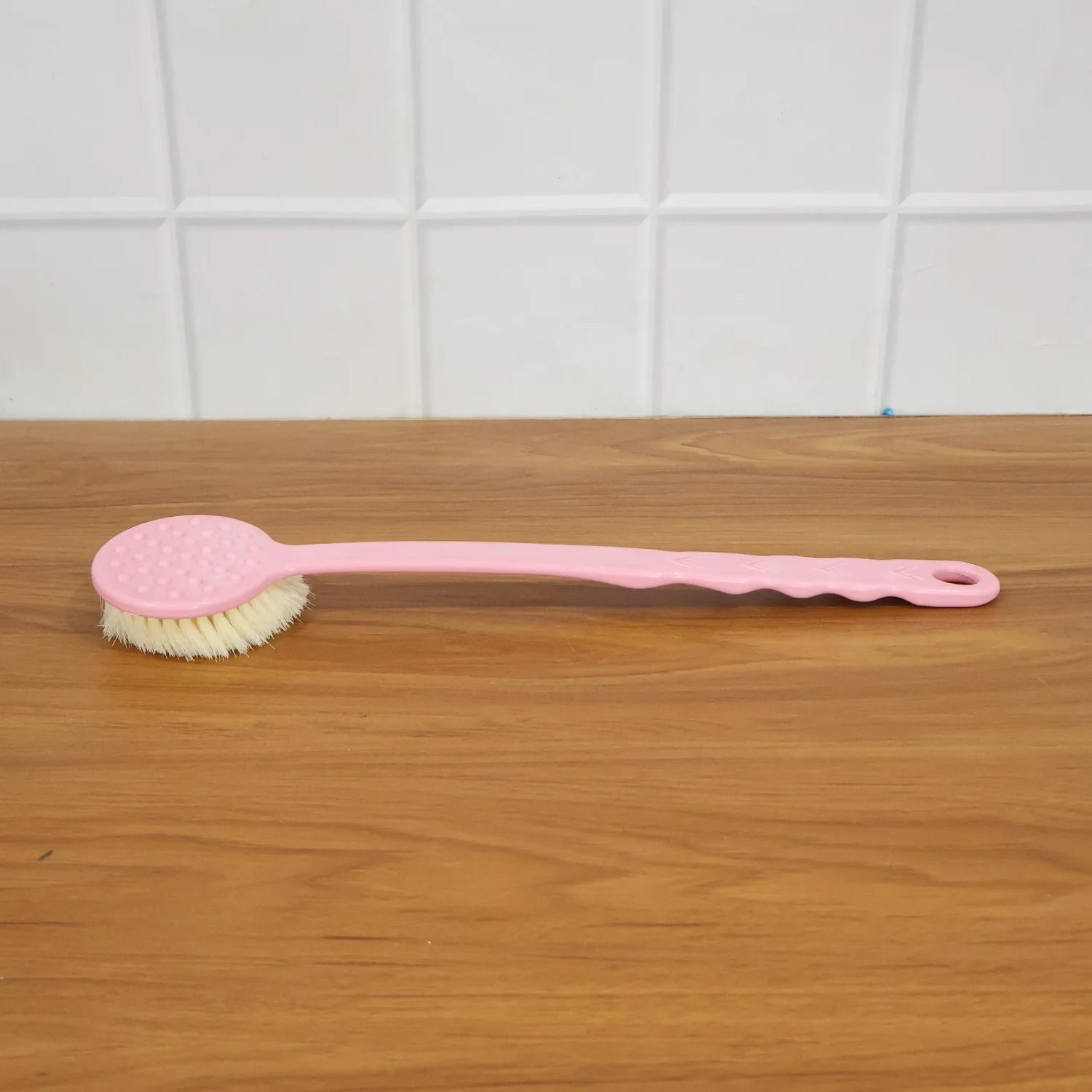 Back Scrubber for Shower with Long Handle (1 Pc) - Image 7