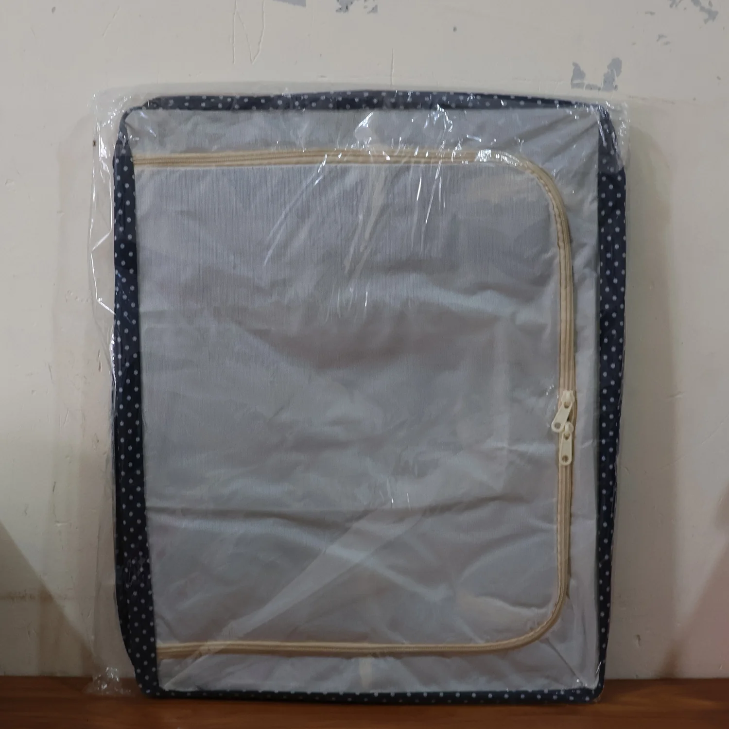 Foldable Steel-Frame Clothes Storage Box - (50x40 Cm) - Image 7