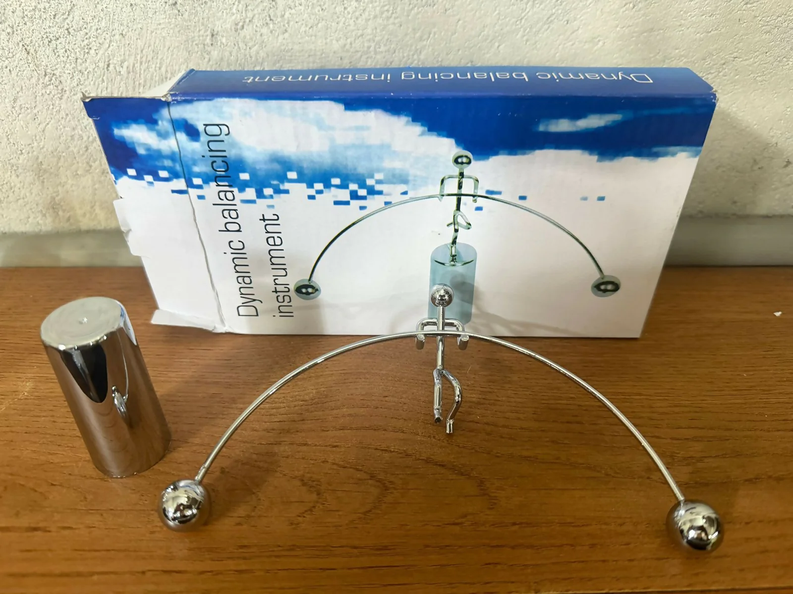 Balancing Desk Toy Metal Stress Relief Balance Sculpture for Home & Office - Image 5