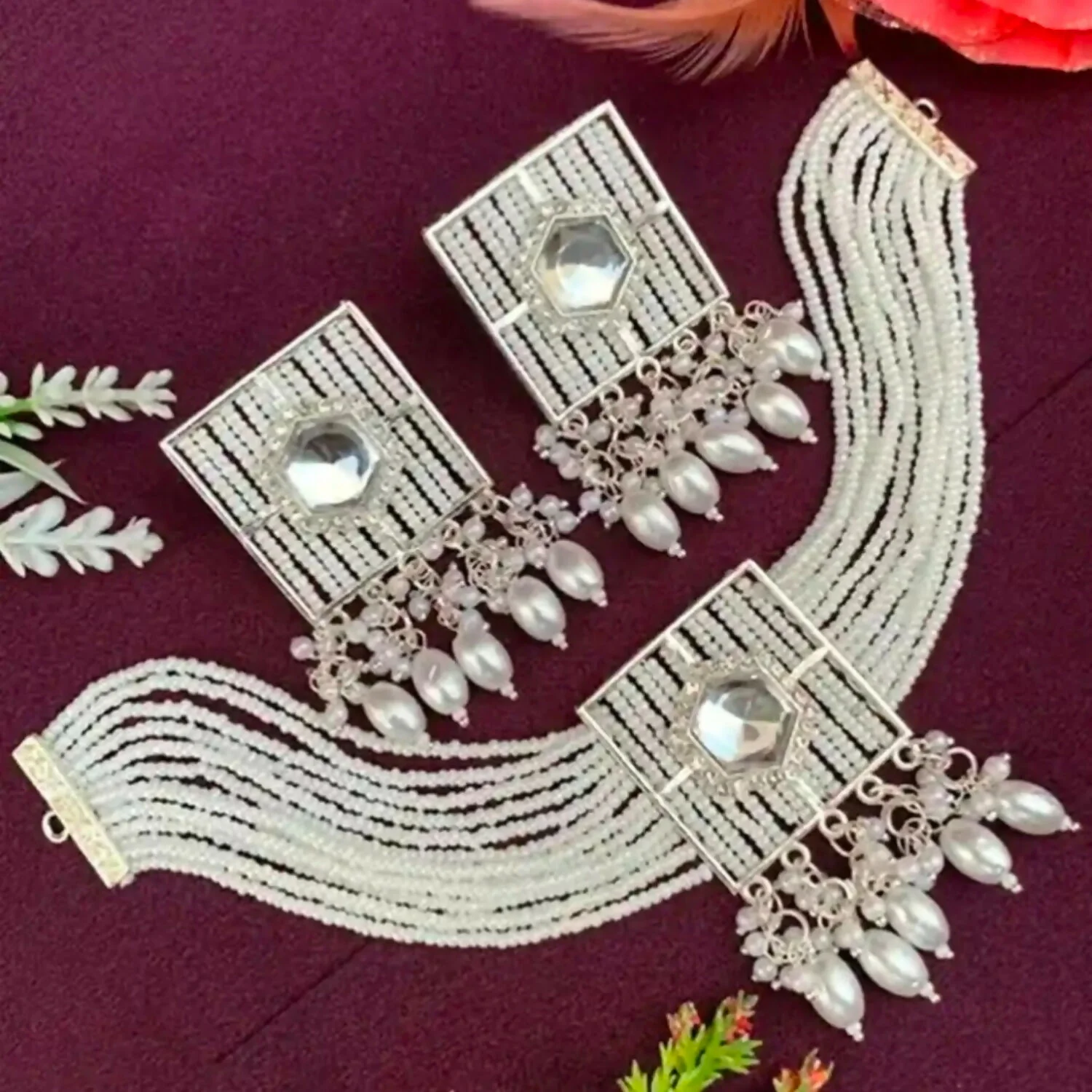 Beautifully Premium Quality Pearl Choker Necklace With Beautiful Earrings - Image 3