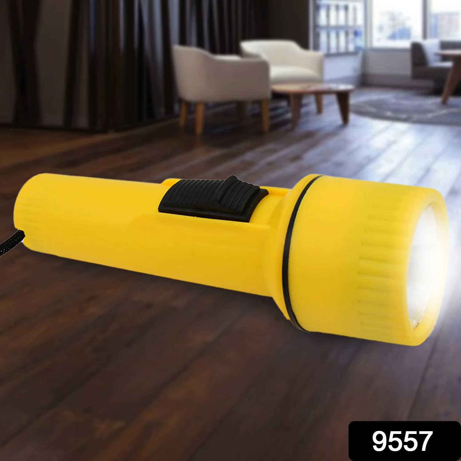 Big LED Flashlights / Torch Light, Battery operated (1 Pc / Battery not included) - Image 2