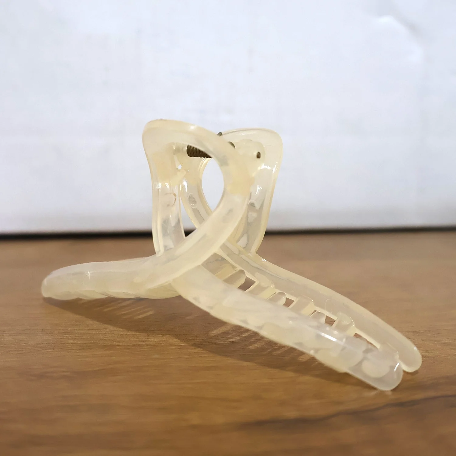 Big Plastic Hair Claw Clips Strong Clips (1 Pc / Mix Color), Hair accessories - Image 6