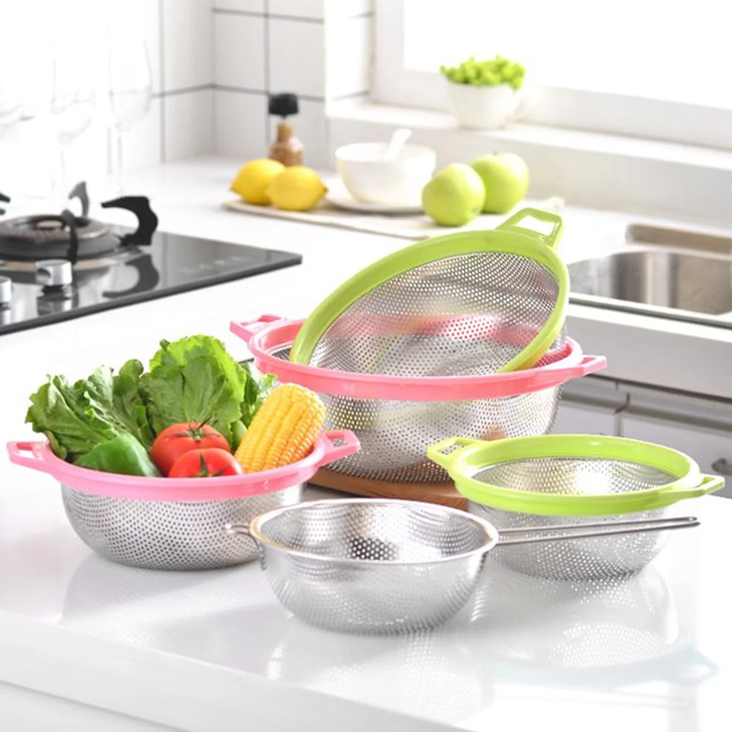 Stainless Steel Colander with Handle - Large Metal Mesh Basket Strainer (1 pc) - Image 7