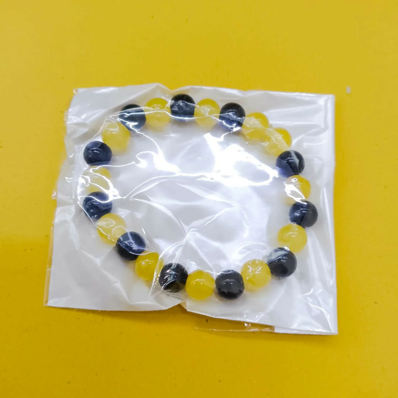 Black And Yellow Glass Beads Bracelet - Image 4