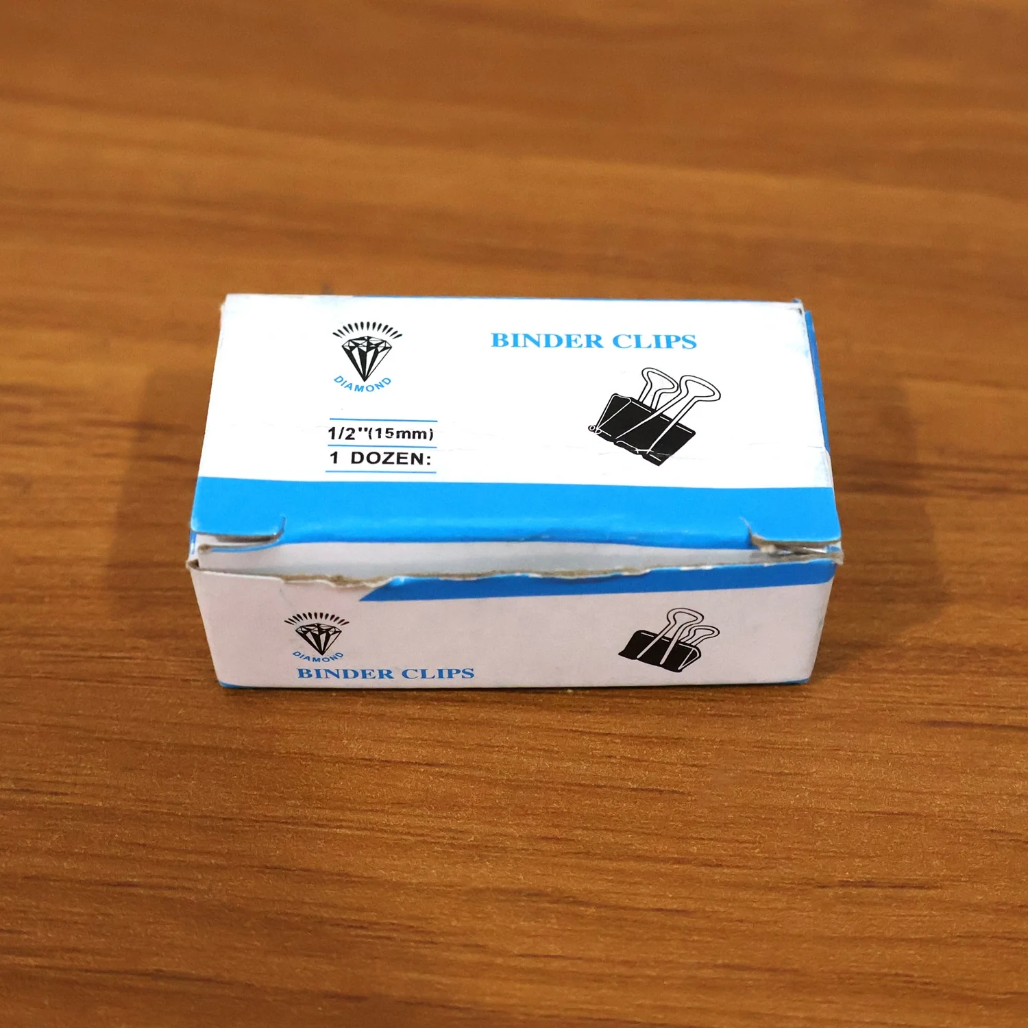 Black Metal Binder Clips (15 MM, 12 Pieces Set) - Image 7