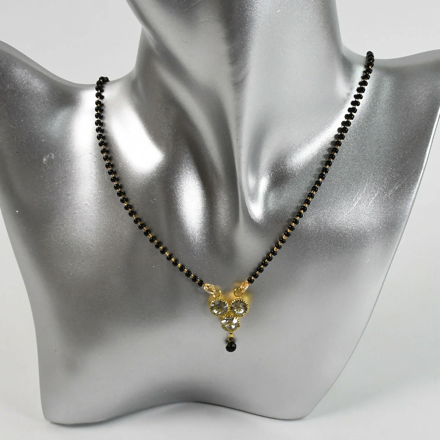 Bohemian-Inspired Women's Necklace - Image 4