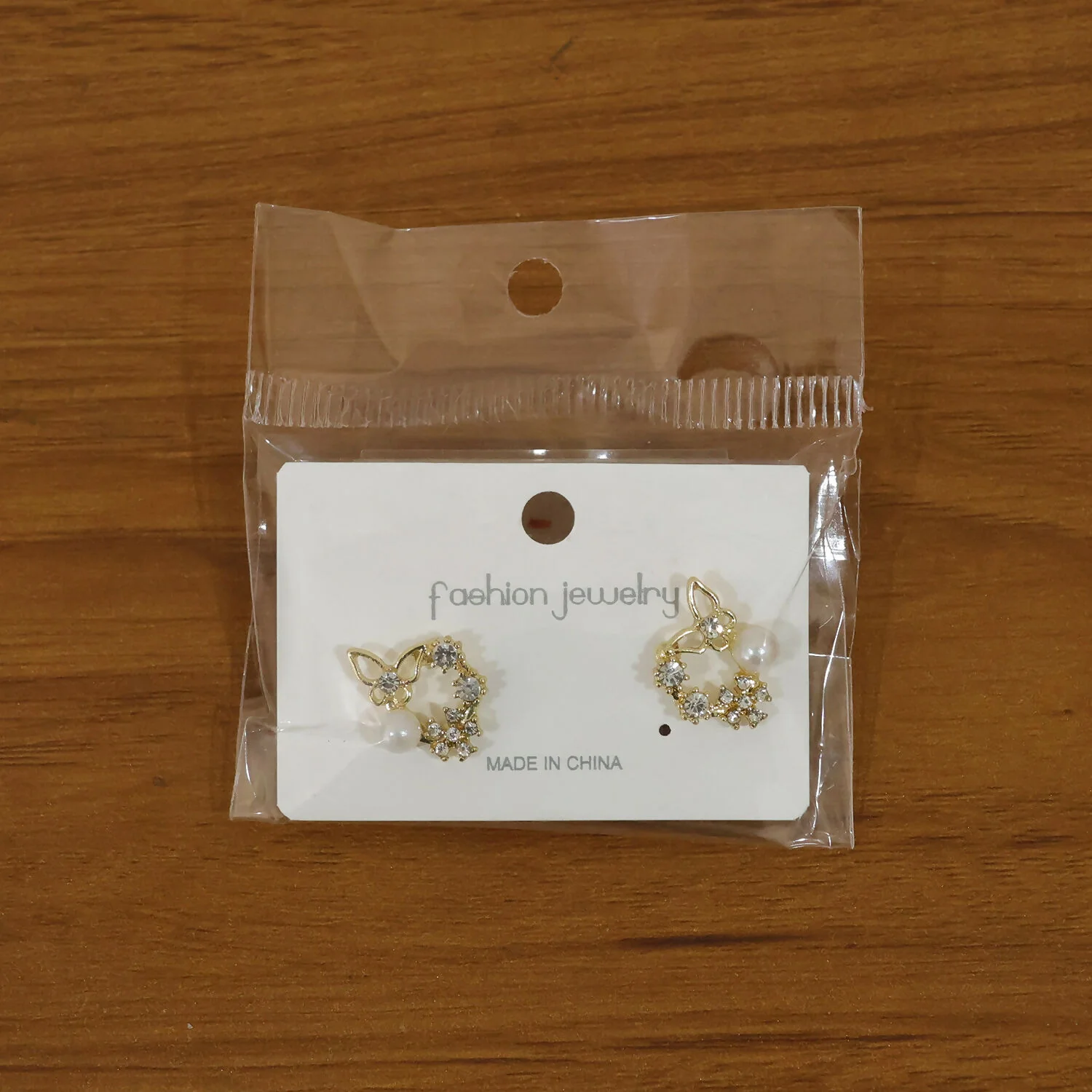 Butterfly Pearl Crystal Stud Earrings for Women And Girls - Image 7